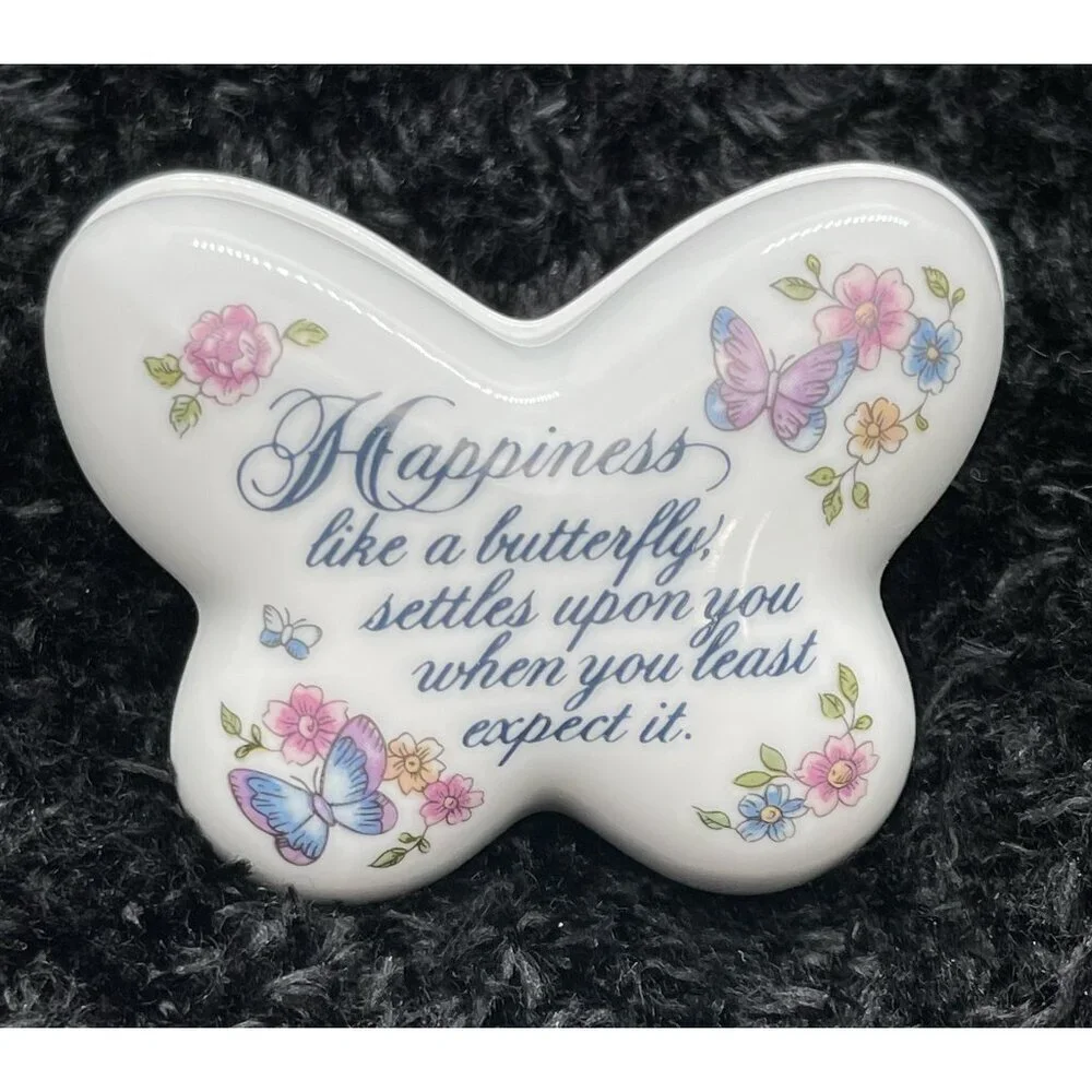 Vintage 1974 Avon Butterfly Fantasy White Porcelain Trinket Box